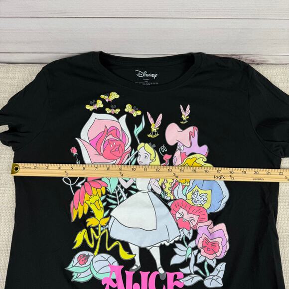 Disney Alice in Wonderland Juniors XXL Graphic Tee‎ - Picture 4 of 6